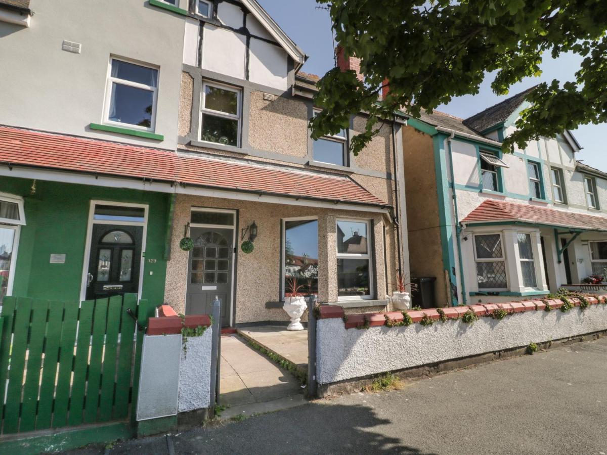 131 Trinity Avenue Villa Llandudno Exterior foto